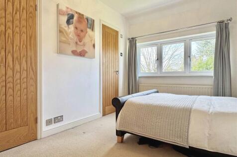 Bedroom 2.jpg