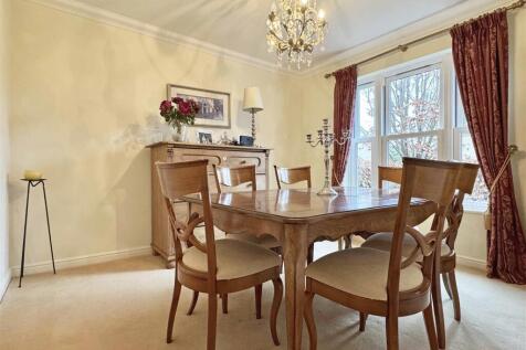 Dining Room b.jpg