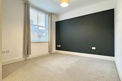 Master Bedroom.jpg