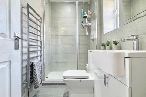 En-Suite b.jpg