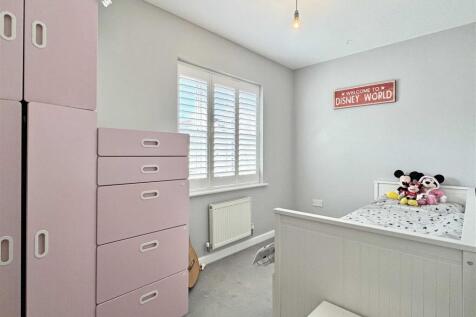 Bedroom 4.jpg