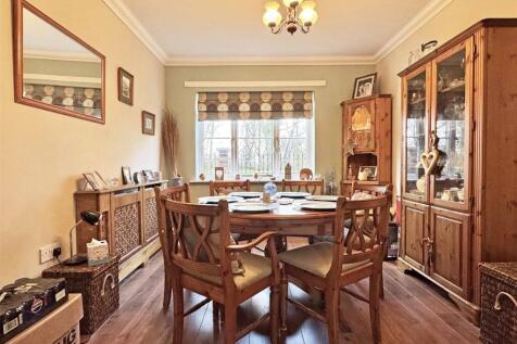 Dining Room.jpg