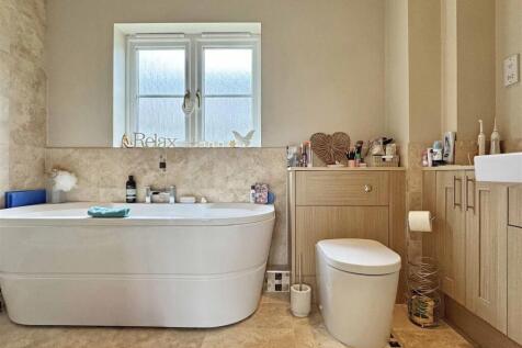 En-Suite c.jpg