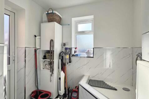 Utility Room.jpg