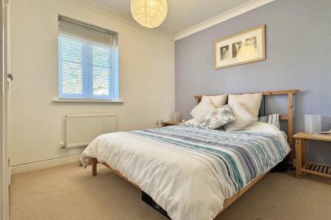 Bedroom 4.jpg
