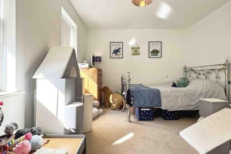 Bedroom 4.jpg