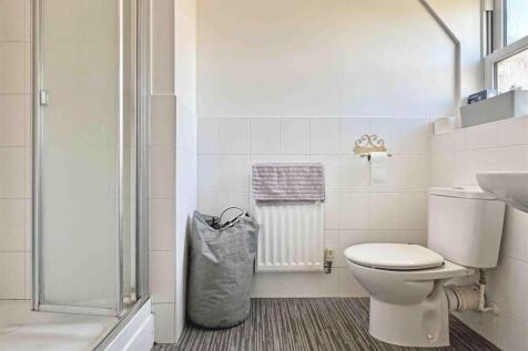 En-Suite To Master.jpg