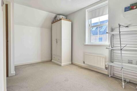 Bedroom 2.jpg