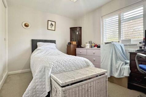 Bedroom 2.jpg