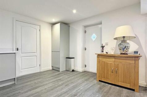 Annex Private Entry.jpg