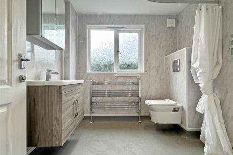 Wet Room.jpg