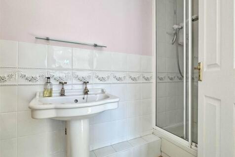 En-Suite b.jpg