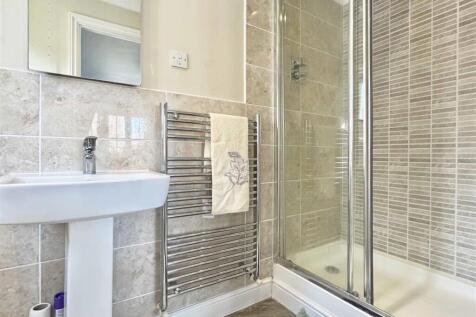 En-Suite b.jpg