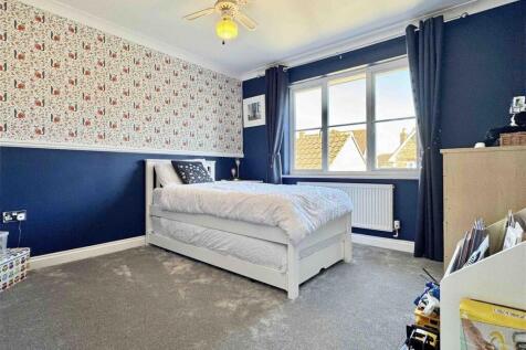 Bedroom 3.jpg