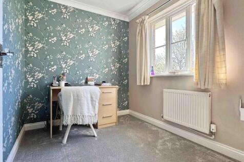 Bedroom 4.jpg