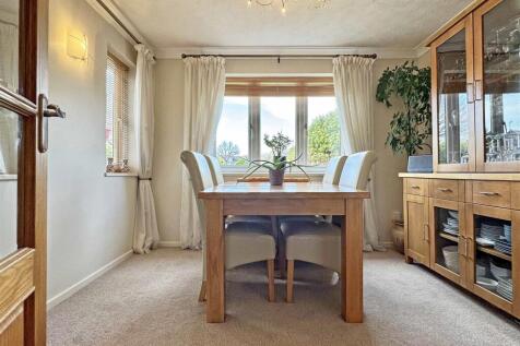 Dining Room.jpg