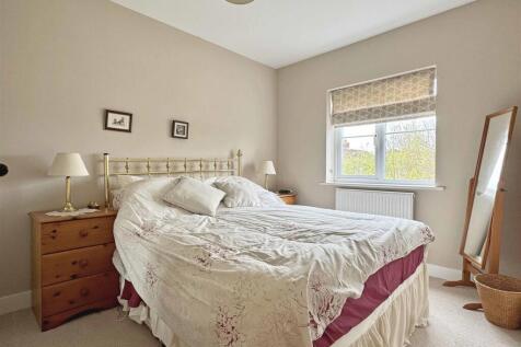 Bedroom 3.jpg