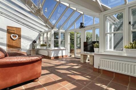 Conservatory b.jpg