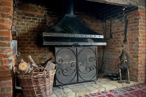Fireplace.jpg
