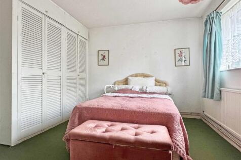 Master Bedroom.jpg