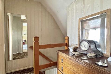First Floor Landing.jpg