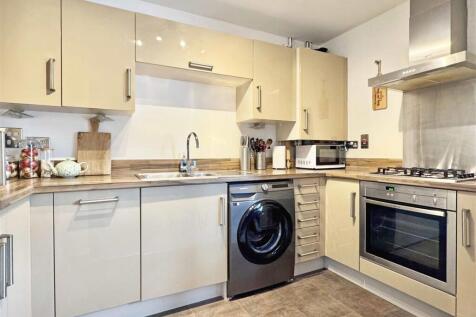 Kitchen c.jpg