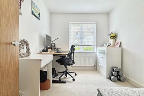 Bedroom 2.jpg