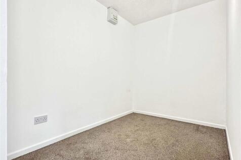 Bedroom.jpg