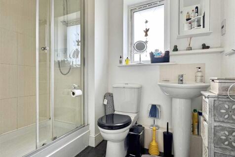 En-Suite b.jpg