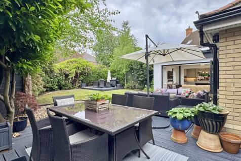 Rear Garden c.jpg