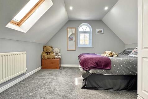 Bedroom 2.jpg