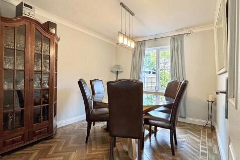 Dining Room.jpg
