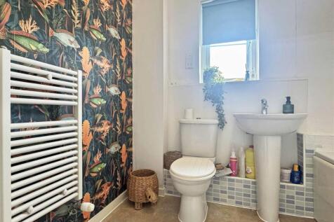 Bathroom.jpg