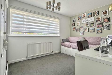 Bedroom 2.jpg