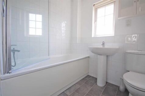 Bathroom.jpg