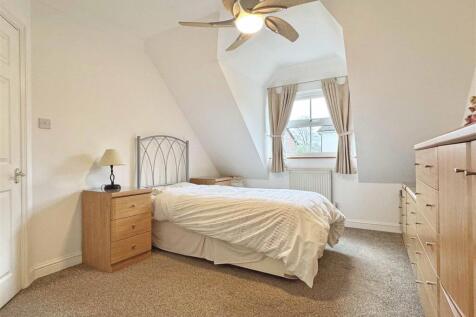 Bedroom 2.jpg