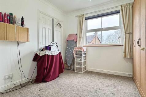 Bedroom 3.jpg