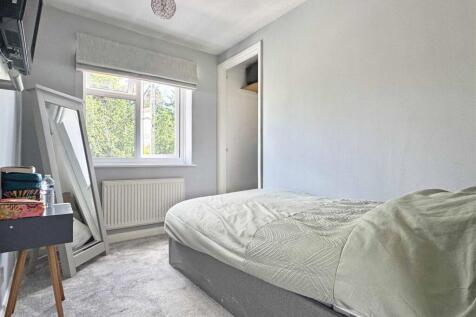 Bedroom 3.jpg