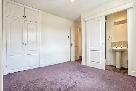 Master Bedroom.jpg