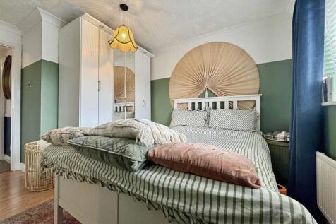 Bedroom 2.jpg