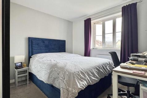 Master Bedroom.jpg