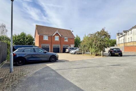 Rear Parking Area.jpg