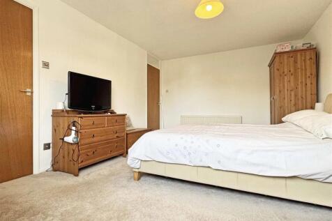 Master Bedroom.jpg