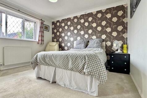 Bedroom 2.jpg