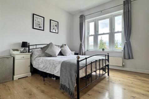 Bedroom.jpg