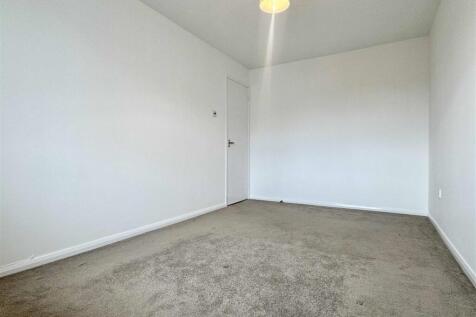Master Bedroom.jpg