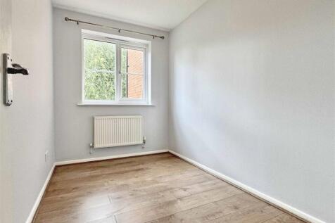 Bedroom 2.jpg