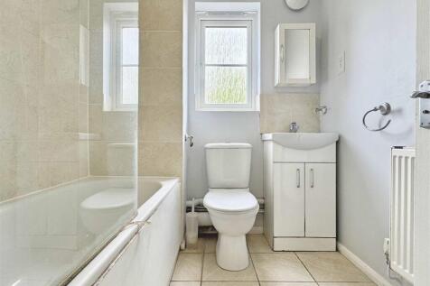 Bathroom.jpg