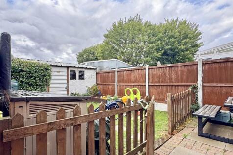 Rear Garden.jpg