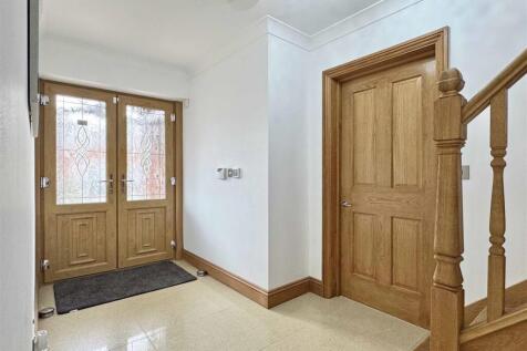 Entrance Hall.jpg